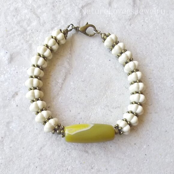 Unique Thick Chunky! One-of-a-kind Bracelet w. Green Agate + Cream Pumpkin Beads - Picture 2 of 9